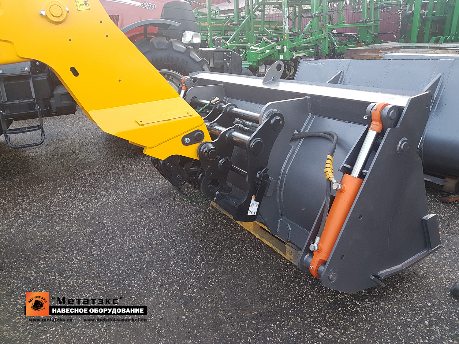 Купить челюстной ковш для телескопического погрузчика Bobcat T 35100/ TL  35140 (объем 1,2 куб. метра)